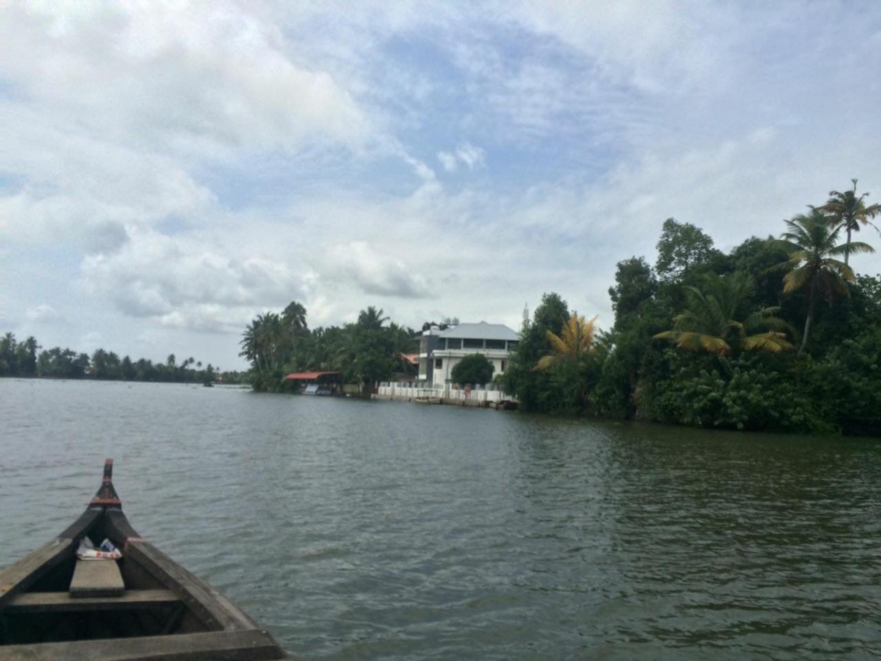Captains Cabin Backwater Resort Alappuzha Luaran gambar